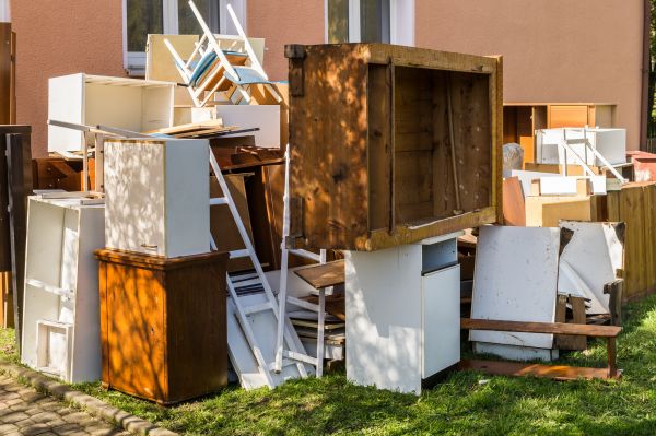 Junk Haul Away Service in Huntington Station